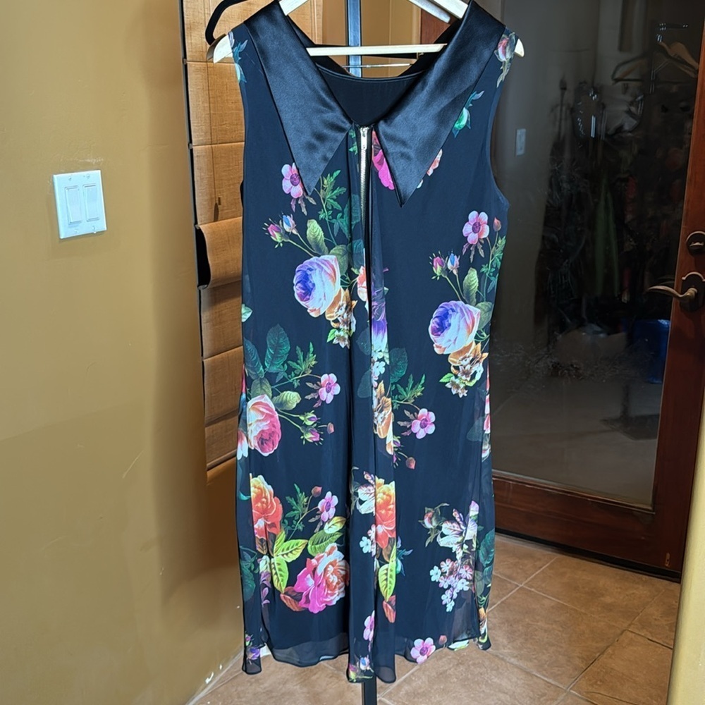 SLNY Floral Chiffon Overlay Shift Dress Size 16 Black Cowl Neck Cocktail Dress - Picture 5 of 8